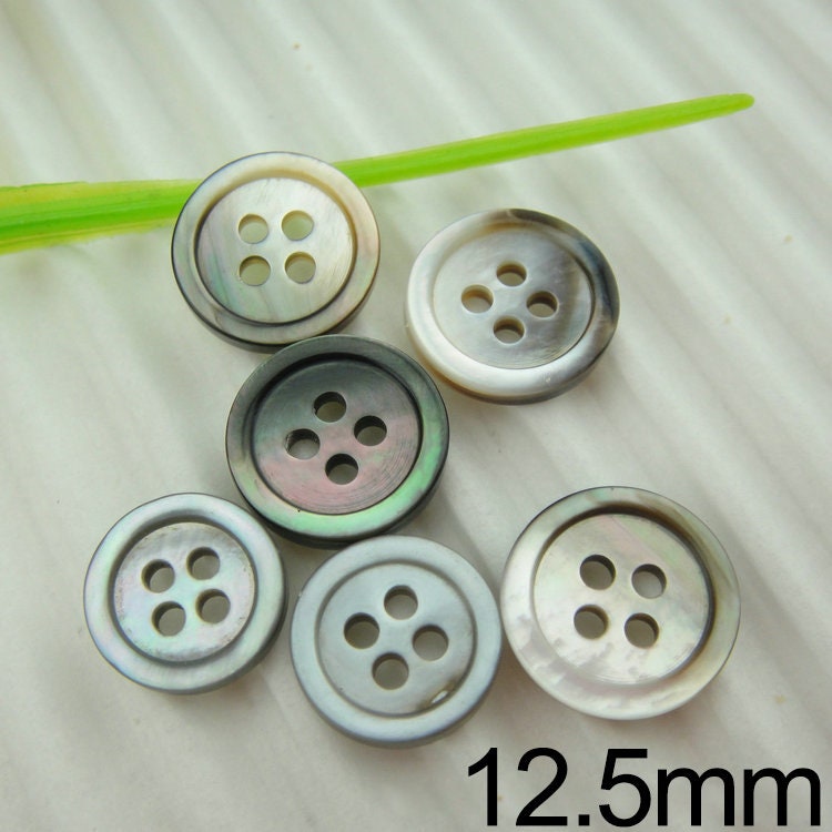 Black Gray Shell Buttons - 12.5mm - 4 Hole - Flat Natural Shell Buttons (040904)