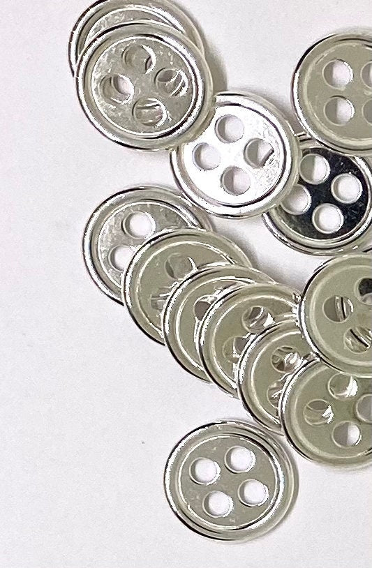 Silver Buttons Round - Shiny Silver - 4 Holes - 20mm - Metal Sewing Button - Lead Nickel Cadmium Safe (003S-RS)