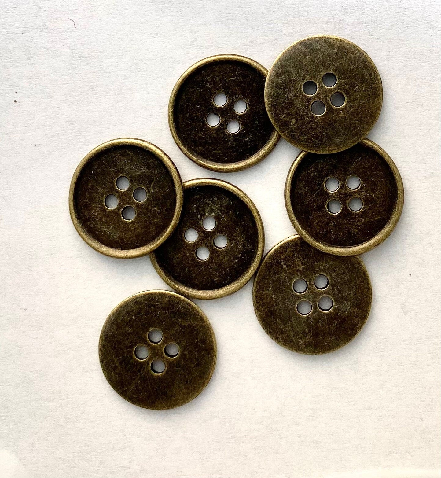 25mm antique bronze metal button - 4 holes - 1 inch - sewing metal buttons (25mm02)