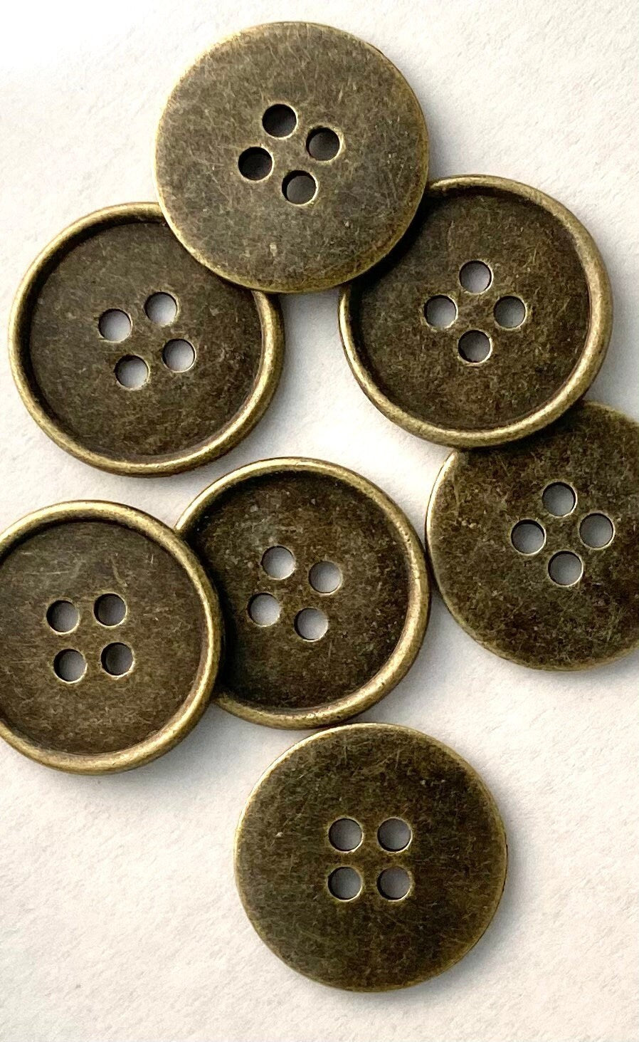 25mm antique bronze metal button - 4 holes - 1 inch - sewing metal buttons (25mm02)