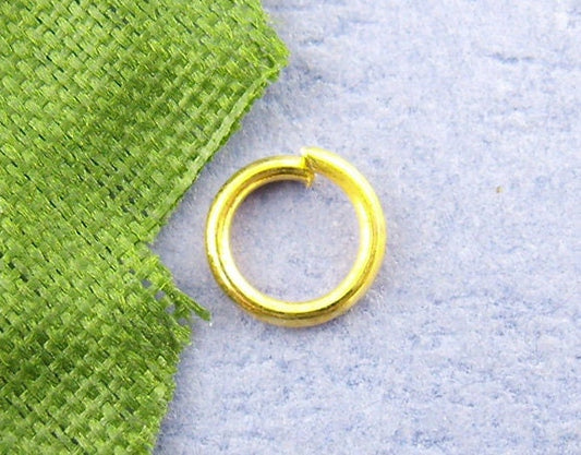 100 Gold Plated Jump Rings - 5mm x 0.7mm - Jump Rings Gold - Lead Nickel Free (00255)