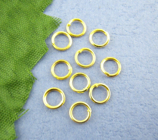 100 Gold Plated Jump Rings - 5mm x 0.7mm - Jump Rings Gold - Lead Nickel Free (00255)